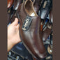 Zapato de cuero color marron