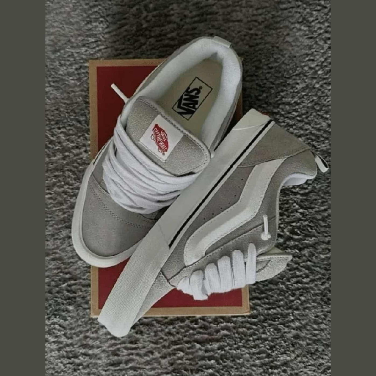 VANS SKULL